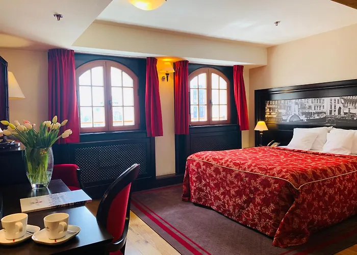 格但斯克精品酒店 格但斯克